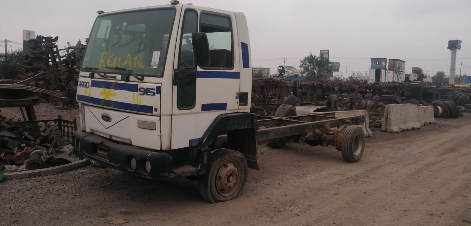  Ford CARGO 2002    EN DESARME